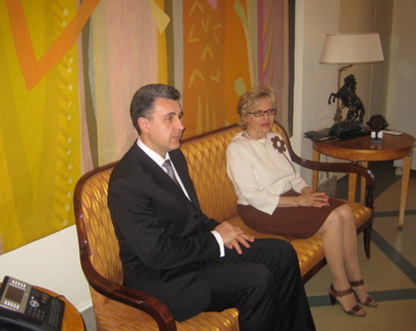 2007-senegal-first-lady.jpg