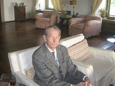 regele-mihai-palatul-elisabeta-2008