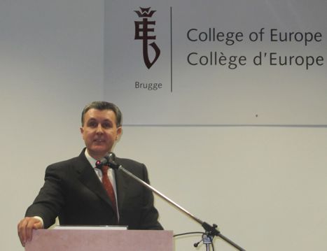 Principele Radu la Colegiul Europei (1)