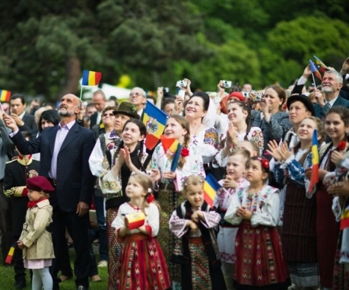 garden-party-10-mai-palatul-elisabeta