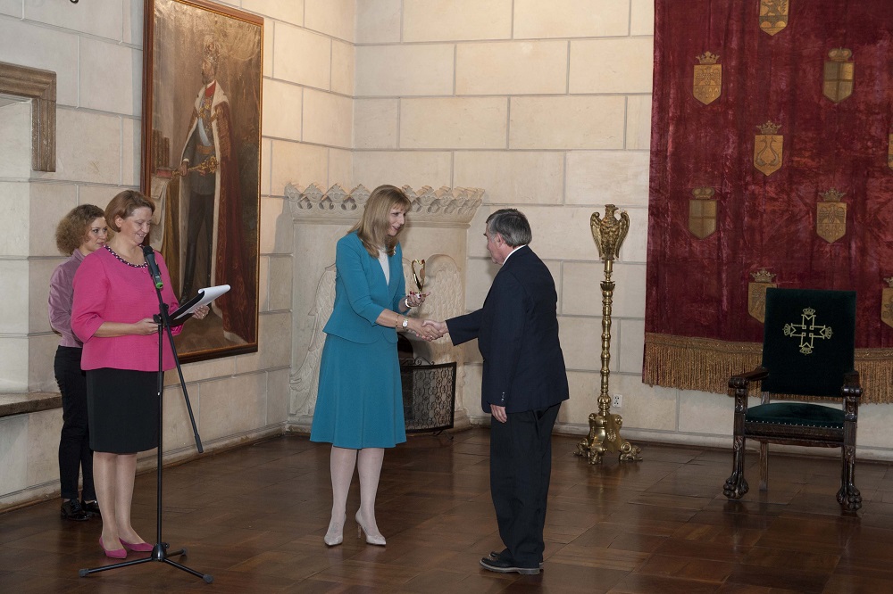 principesa-maria-premiaza-profesorii-patrulei-de-reciclare-palatul-elisabeta-28octombrie2016-foto-daniel-angelescu-c-casa-ms-regelui-5