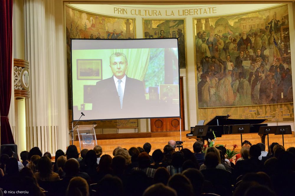 Donatii de carti pentru Biblioteca Internationala Principele Radu al Romaniei, dedicata copiilor