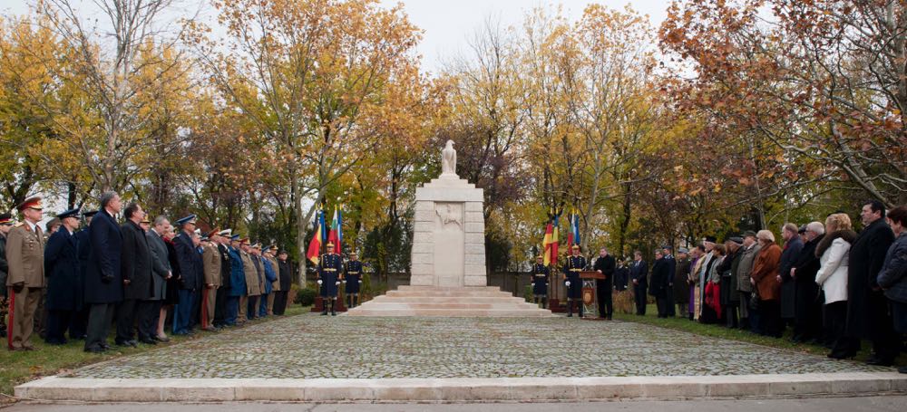 Principele Radu a luat parte la comemorarea victimelor razboaielor, Cimitirul Pro Patria, 11 noiembrie 2016, foto Daniel Angelescu