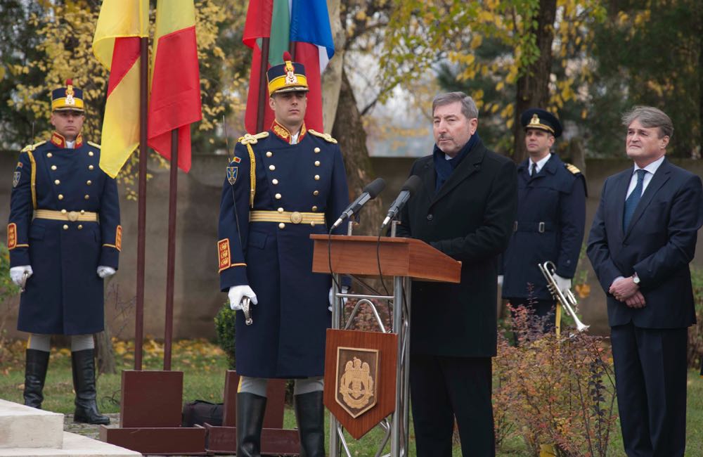 Principele Radu a luat parte la comemorarea victimelor razboaielor, Cimitirul Pro Patria, 11 noiembrie 2016, foto Daniel Angelescu