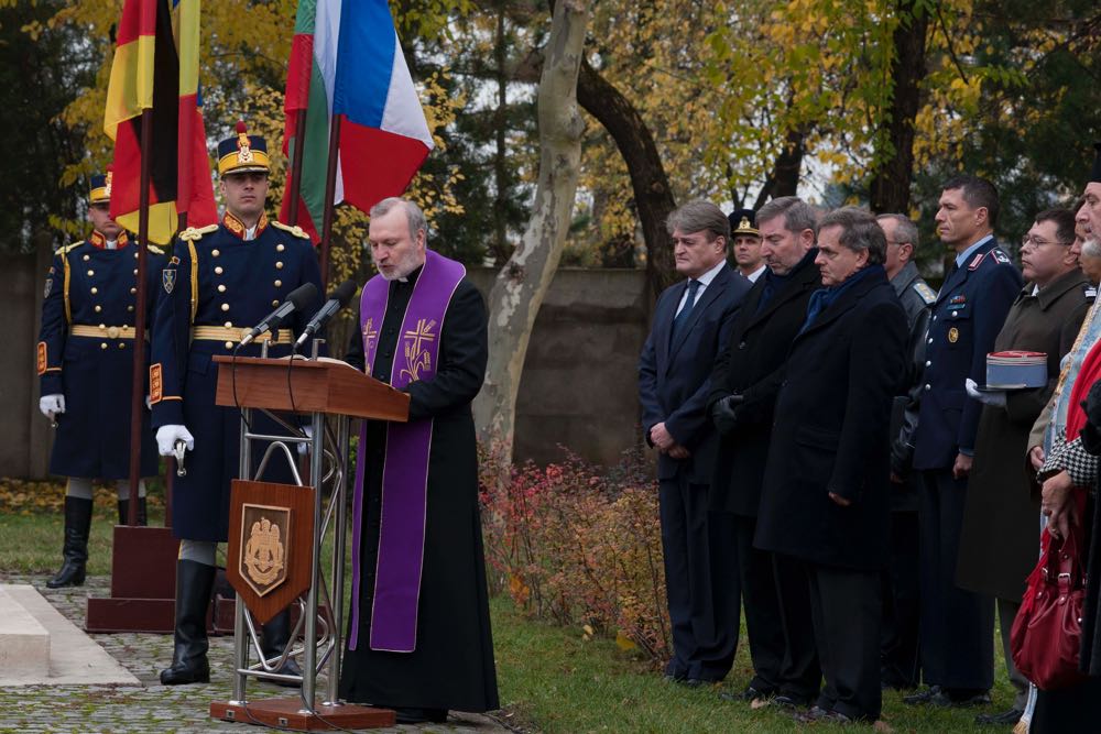 Principele Radu a luat parte la comemorarea victimelor razboaielor, Cimitirul Pro Patria, 11 noiembrie 2016, foto Daniel Angelescu