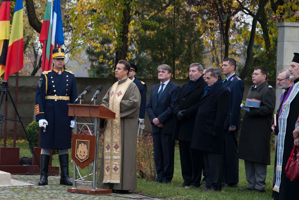 Principele Radu a luat parte la comemorarea victimelor razboaielor, Cimitirul Pro Patria, 11 noiembrie 2016, foto Daniel Angelescu