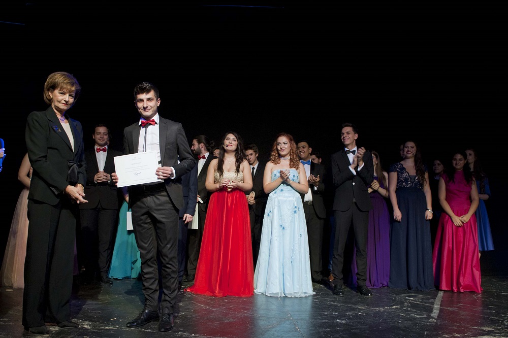 principesa-mostenitoare-la-gala-tinere-talente-2016-teatrul-national-bucuresti-14-noiembrie-2016-foto-c-daniel-angelescu-casa-ms-regelui-13