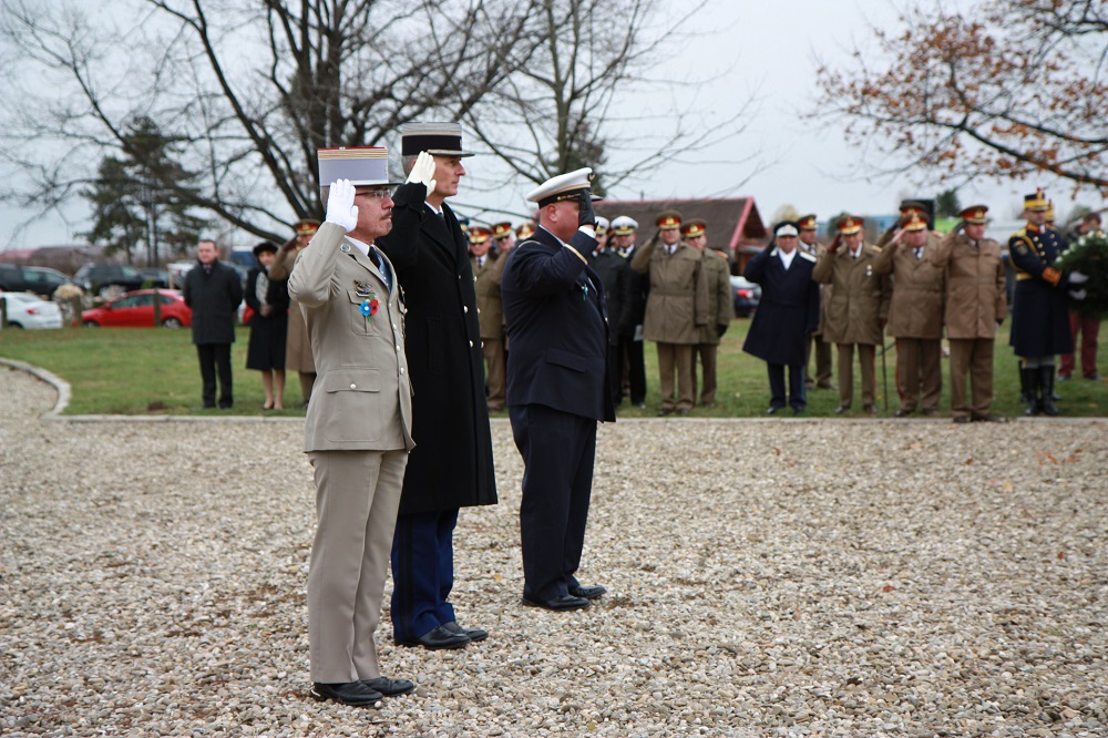 principesa-mostenitoare-si-principele-radu-remembrance-day-2016-cimitirul-militar-tancabesti-7