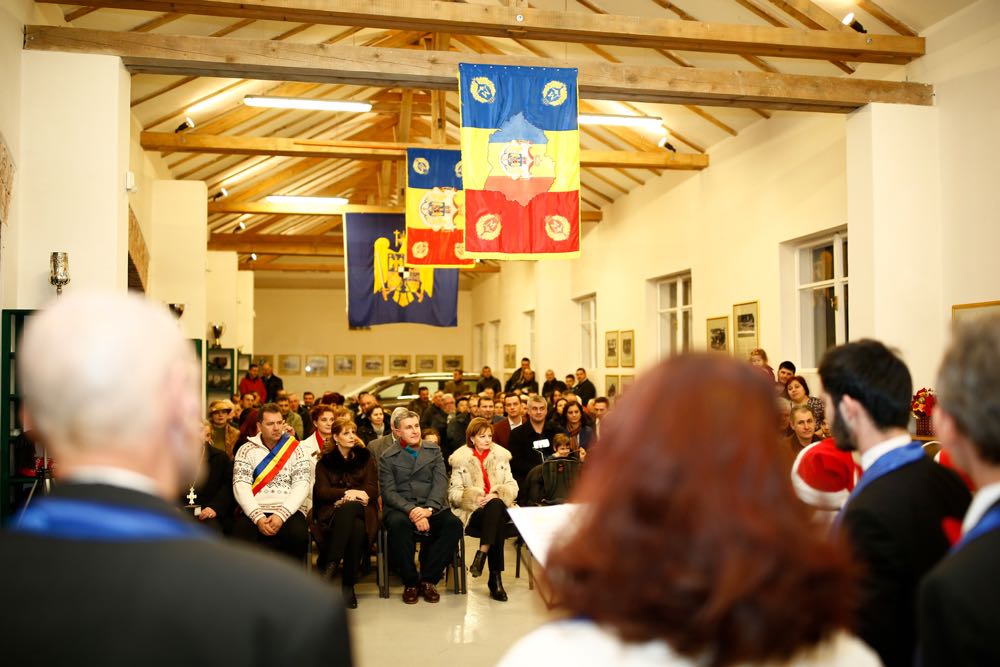 Concertul de colinde Corala Regala Transilvana si de corul copiilor din Cluj la Castelul regal Savarsin, 23 decembrie 2016 ©Cristian Coposesc