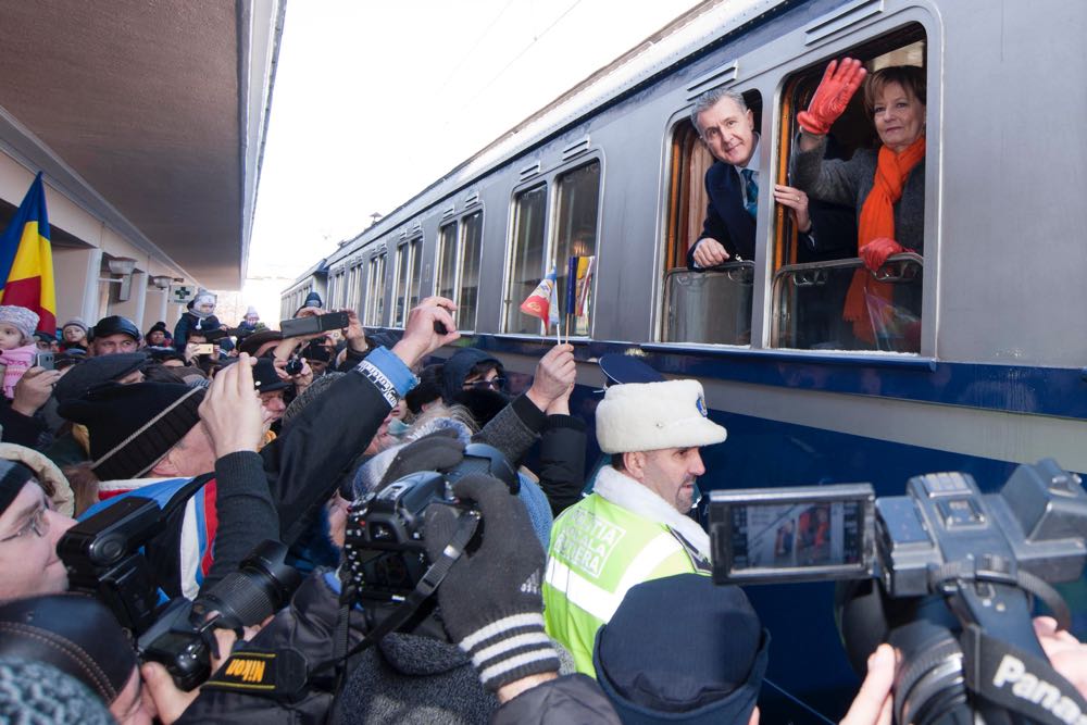 Familia Regala primita de locuitorii municipiului Pascani, 16 decembrie 2016 ©Daniel Angelescu