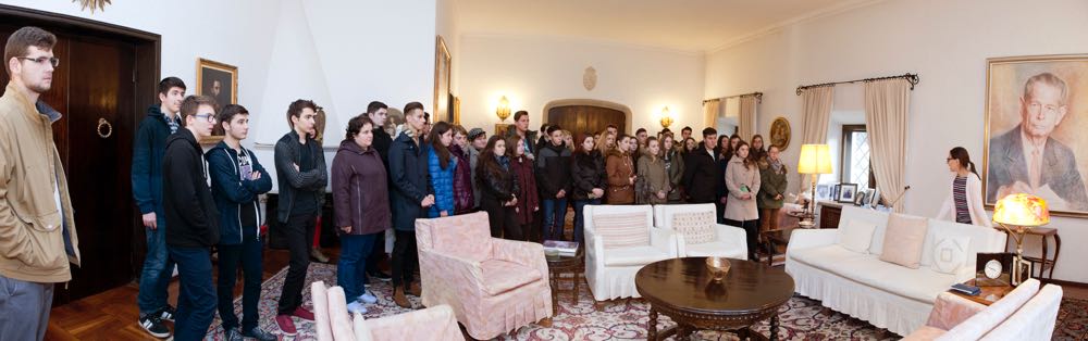Elevii Liceului Grigore Antipa din Brasov in vizita la Palatul Elisabeta, 25 noiembrie 2016 ©Daniel Angelescu