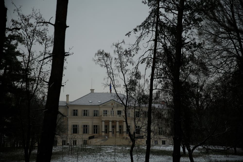 Savarsin, parcul si casa la ceas de sarbatoare a Craciunului 2016 ©Cristian Coposesc