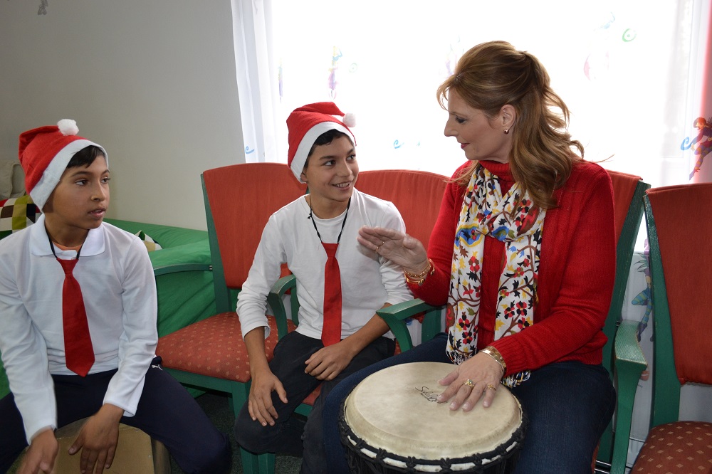 principesa-maria-daruri-de-craciun-familiilor-nevoiase-din-ploiesti-16-decembrie-2016-foto-organizatia-umanitara-concordia-7