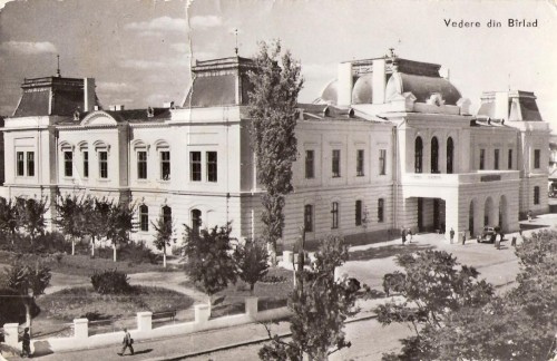 barlad-muzeul-si-teatrul