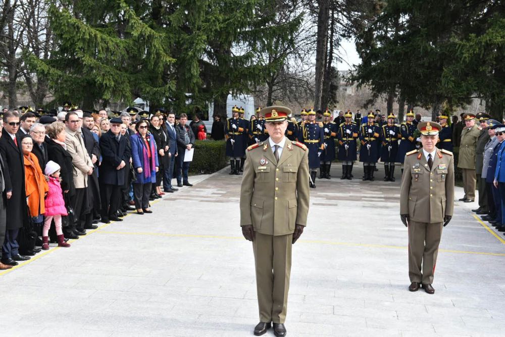 Principele Radu la ceremonia de comemorare a militarilor turci cazuti pe teritoriul Romaniei in Primul Razboi Mondial ©Ambasada Republicii Turcia la Bucuresti