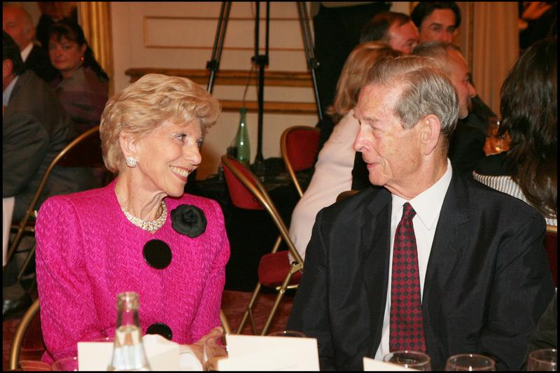 EXCLUSIF - HELENE CARRERE D' ENCAUSSE ET LE ROI MICHEL DE ROUMANIE - DINER DE GALA DE LA FONDATION PRINCESSE MARGARITA DE ROUMANIE DANS LES SALONS BOFFRAND DE LA PRESIDENCE DU SENAT GALA DINNER OF THE PRINCESS MARGARITA OF ROMANIA FOUNDATION GIVEN AT THE SENAT IN PARIS