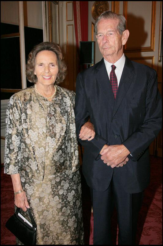 EXCLUSIF - LE ROI MICHEL ET LA REINE ANNE DE ROUMANIE - DINER DE GALA DANS LES SALONS BOFFRAND DE LA PRESIDENCE DU SENAT A PARIS