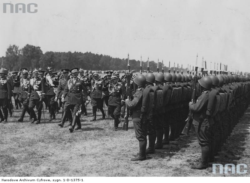 King Carol II of Romania visits the 57 Infantry Regiment of Poland 28 June 1938 ©Narodowe Archiwum Cyfrowe