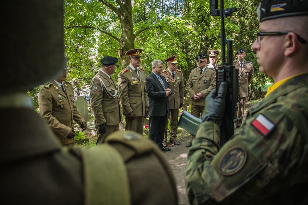 Principele Radu, Brigada 17 Mecanizata Poznan, ceremonia noului drapel de lupta al Batalionului Logistic Regele Carol II al Romaniei, patronajul regal al Principesei Mostenitoare Margareta acordat Brigazii, 11 mai 2017 ©Brigada 17 Mecanizata Poznan