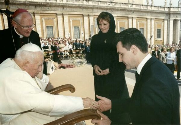 principele-radu-principesa-margareta-papa-ioan-paul-al-doilea vatican 2003