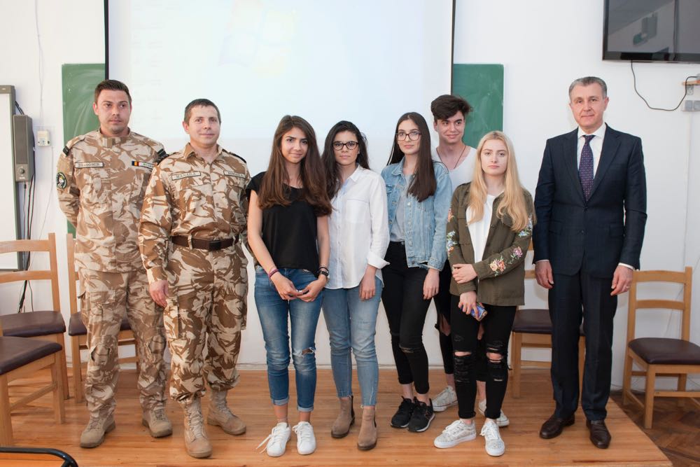 Principele Radu si militarii Invictus la Colegiul National Spiru Haret din Bucuresti, 15 mai 2017 ©Daniel Angelescu