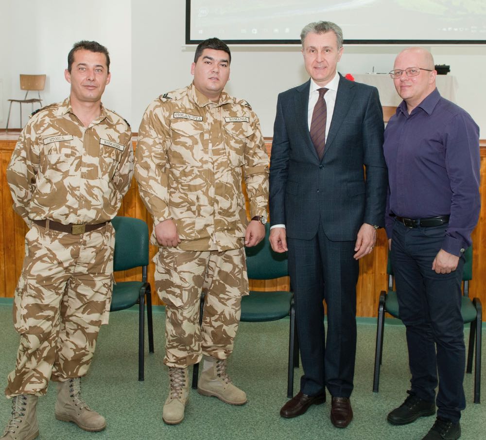 Principele Radu la întalnirea militarilor Invictus Romania cu elevii Colegiului National Vlaicu Voda din Curtea de Arges, 28 mai 2017 ©Daniel Angelescu