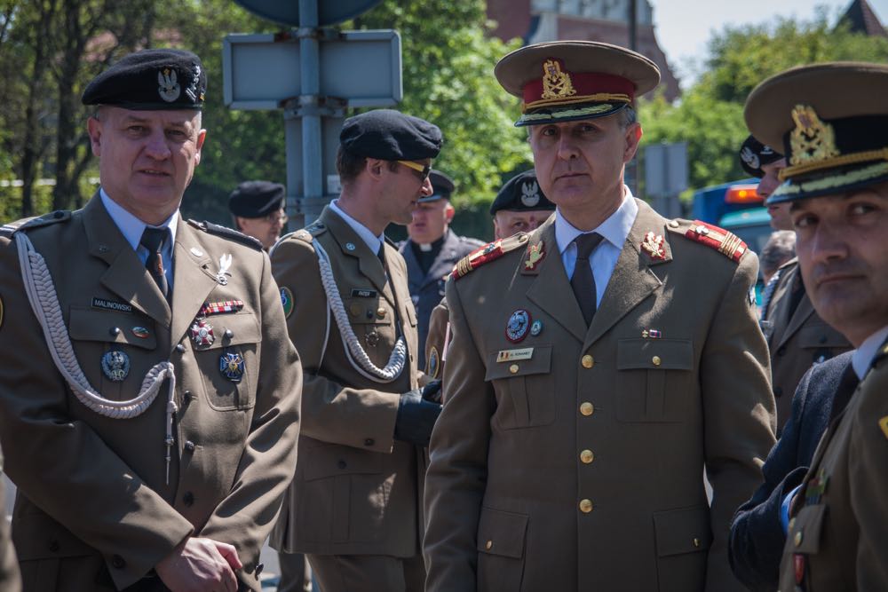 Principele Radu, Brigada 17 Mecanizata Poznan, ceremonia noului drapel de lupta al Batalionului Logistic Regele Carol II al Romaniei, patronajul regal al Principesei Mostenitoare Margareta acordat Brigazii, 11 mai 2017 ©Brigada 17 Mecanizata Poznan