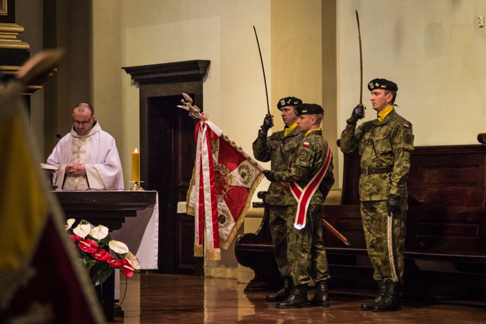 Principele Radu, Brigada 17 Mecanizata Poznan, ceremonia noului drapel de lupta al Batalionului Logistic Regele Carol II al Romaniei, patronajul regal al Principesei Mostenitoare Margareta acordat Brigazii, 11 mai 2017 ©Brigada 17 Mecanizata Poznan