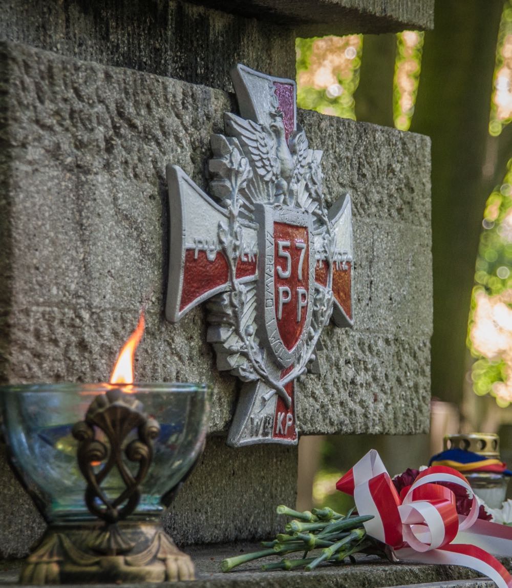 Principele Radu, Brigada 17 Mecanizata Poznan, ceremonia noului drapel de lupta al Batalionului Logistic Regele Carol II al Romaniei, patronajul regal al Principesei Mostenitoare Margareta acordat Brigazii, 11 mai 2017 ©Brigada 17 Mecanizata Poznan