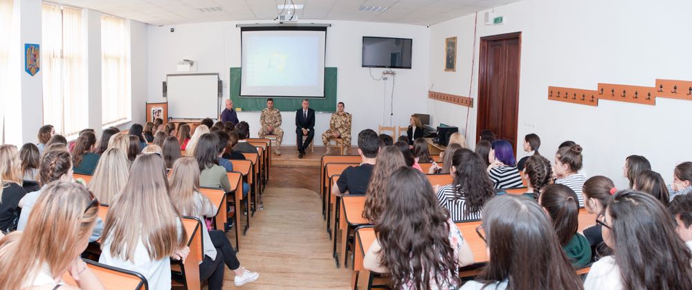 Principele Radu si militarii Invictus la Colegiul National Spiru Haret din Bucuresti, 15 mai 2017 ©Daniel Angelescu