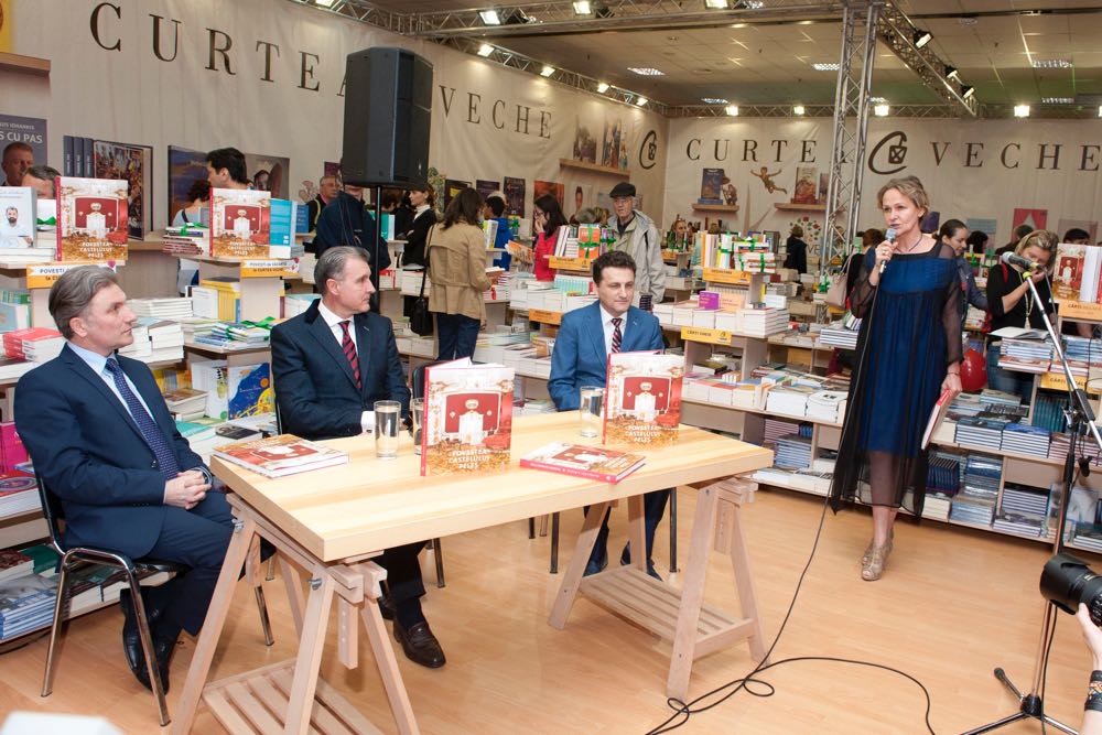 Lansarea albumului Povestea Castelului Peles, Editura Curtea Veche, Bookfest, 27mai2017 ©Daniel Angelescu