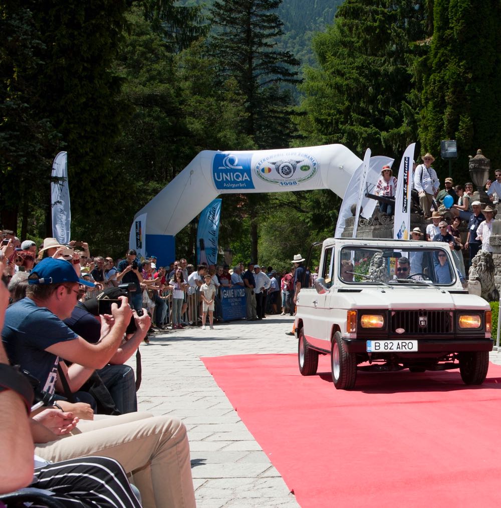 Principesa Maria la Castelul Peles, Retromobil, Concursul de eleganta, 24 iunie 2017 ©Daniel Angelescu