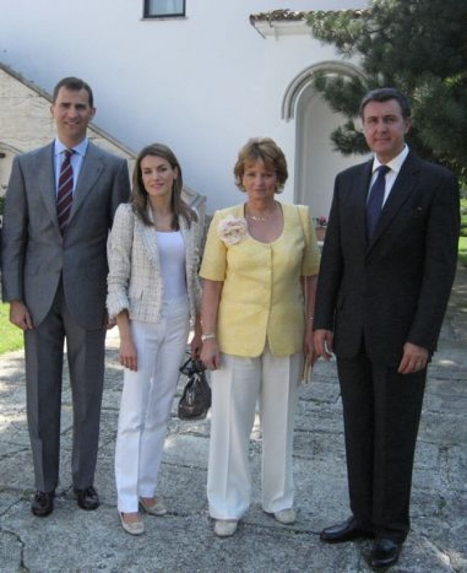 Regele Felipe Al Vi Lea Al Spaniei 50 Familia Regală A Romaniei Royal Family Of Romania